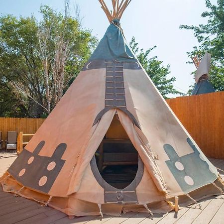 Hôtel Ok Rv Park Glamping Tipi Ok55 à Moab Extérieur photo