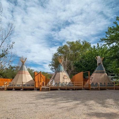 Hôtel Ok Rv Park Glamping Tipi Ok55 à Moab Extérieur photo