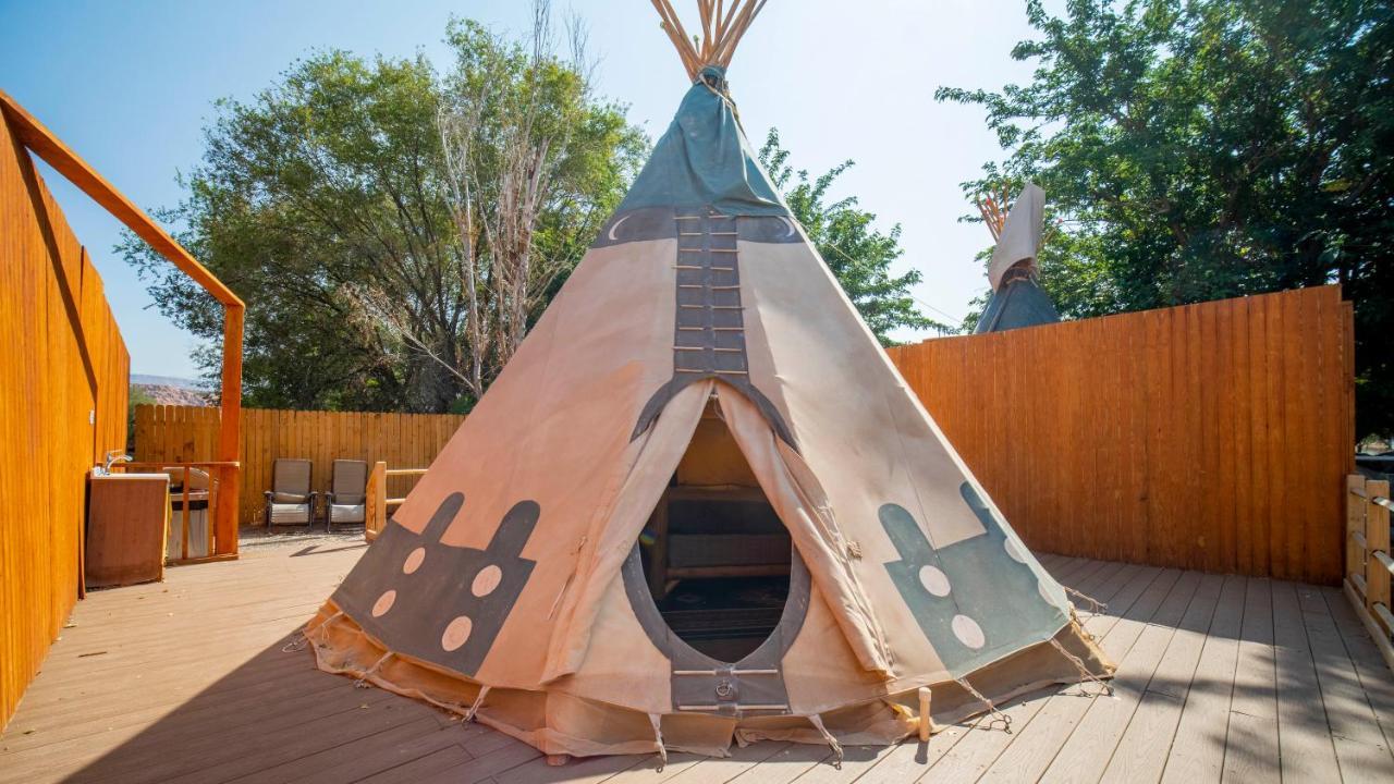 Hôtel Ok Rv Park Glamping Tipi Ok55 à Moab Extérieur photo