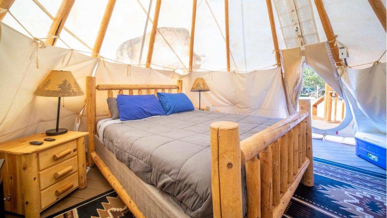 Hôtel Ok Rv Park Glamping Tipi Ok55 à Moab Extérieur photo